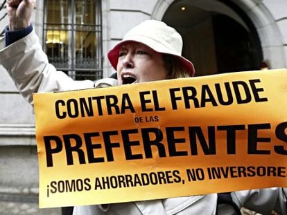 Protesta de afectados por las preferentes en Madrid.