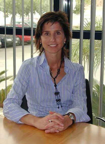 Silvia Vílchez, directora de relaciones corporativas de MRW: "Mi función tiene mucho que ver con ser el puente entre los empleados y la dirección".