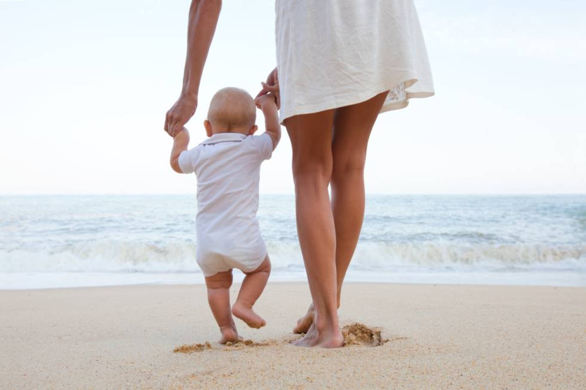 Como Ayudar A Nuestro Hijo En Sus Primeros Pasos Mamas Papas El Pais
