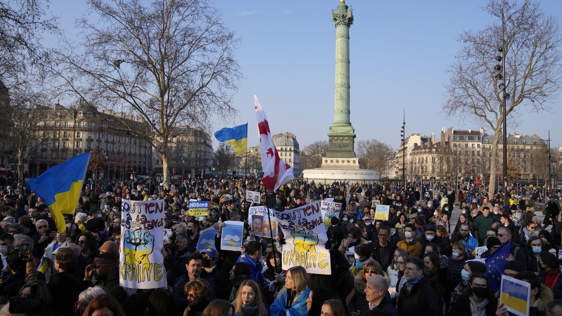 Decenas de miles de personas dicen no a la guerra de Ucrania en Europa | Internacional | EL PAÍS
