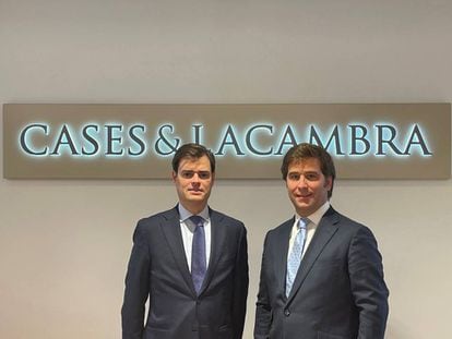 Jorge del Castillo, nuevo socio, y Ernesto Lacambra, socio co-director de Cases & Lacambra.