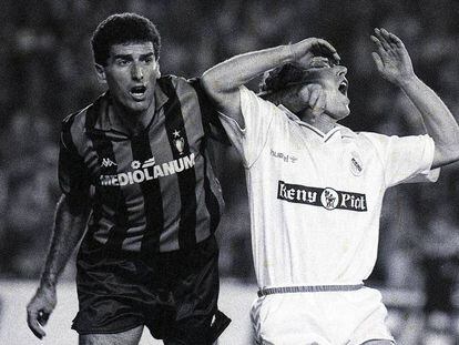 Tassotti, que fue amonestado por esta acción, golpea a Butragueño poco antes del gol en un Madrid-Milan de 1989.