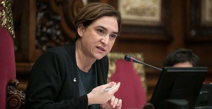 Ada Colau en una sesi&oacute;n del Pleno del Ayuntamiento.