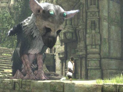 El ni&ntilde;o protagonista de &#039;The Last Guardian&#039; y Trico, en un fotograma del juego. 