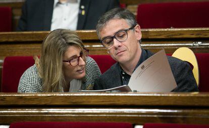 Elsa Artadi, portaveu de Junts per Catalunya, i Josep Maria Jové, d'ERC, al Parlament.