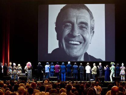 Homenatge a Rubianes en el Sant Jordi el 2009.