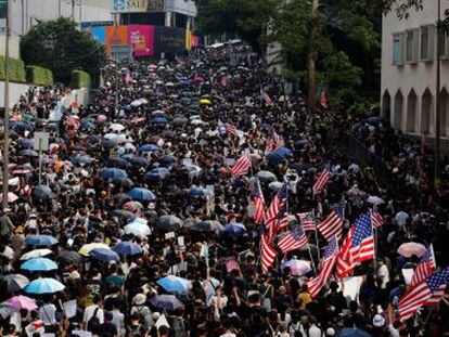 El activista Joshua Wong, detenido de nuevo al regresar al aeropuerto de Hong Kong