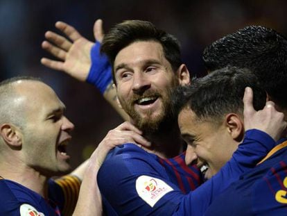 Los jugadores del Barça festejan un gol frente al Sevilla.
