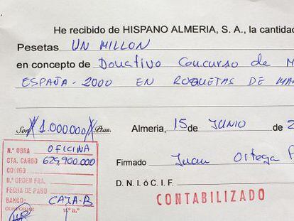 DONACI&Oacute;N. La contabilidad b de Hispano Almer&iacute;a refleja un pago de un mill&oacute;n de pesetas en 2000 al portavoz del PSOE en Roquetas.