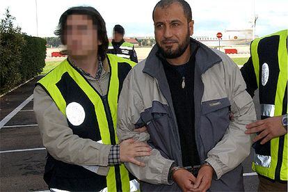 Rabei Osman el Sayed, <i>El Egipcio</i>, a su llegada al aeropuerto de Torrejón, en Madrid.