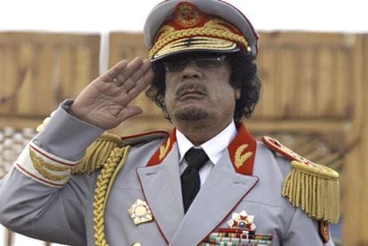 Muamar el Gadafi, durante un acto oficial en junio de 2010 en Trípoli.