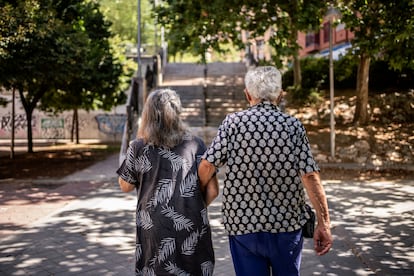 The couple of actors, photographed in the Madrid neighborhood of Arganzuela.