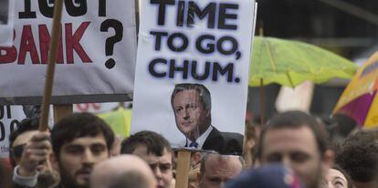 Protestas en Londres tras conocer la conexi&oacute;n de Cameron con Panam&aacute;.
