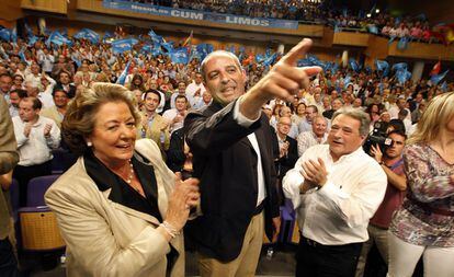 Barberá, Camps y Rus, en un acto del PP en 2010, cuando lideraban el partido en Valencia