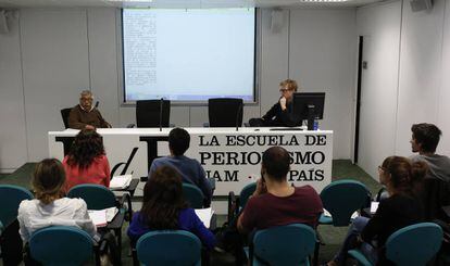 Bastenier, durante una clase de correcci&oacute;n en la Escuela de Periodismo de EL PA&Iacute;S en 2015. 