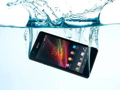 Sony Xperia bajo el agua