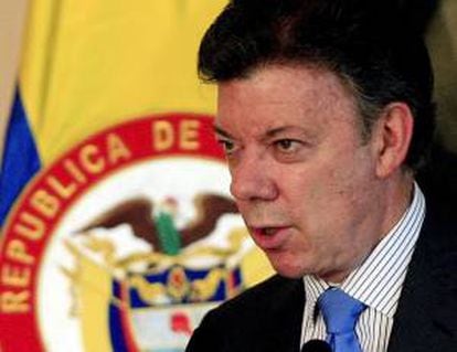 En la imagen un registro del presidente de Colombia, Juan Manuel Santos, quien dijo directamente a los empresarios que para cumplir este anhelo de paz, "necesitamos de su apoyo y de su confianza". EFE/Archivo