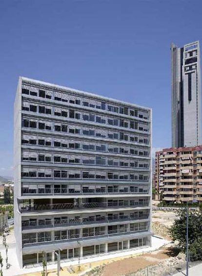 Apartamentos para mayores en Benidorm, de Javier García-Solera.