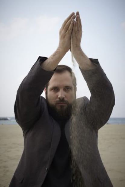 Carlos Vermut, ayer en la playa de la Zurriola.