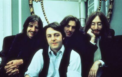 Una de las fotos de la sesión de abril de 1969, con el grupo a punto de desintegrarse. En medio de un clima hostil, y tras las diferencias surgidas con el proyecto de 'Let it be', el cuarteto decide grabar el álbum 'Abbey Road'.