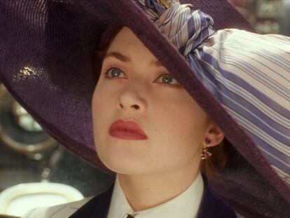 A Kate Winslet (1975, Inglaterra) le pasó lo que a tantos otros el año del estreno de ‘Titanic’ (1997): terminó odiando ‘My heart will go on’, la canción más emblemática de la película. Sin embargo, la aversión que la actriz siente hacia la cinta que la catapultó a la fama tiene también que ver con su propia interpretación. Winslet ha asegurado en varias ocasiones: "En cada escena pienso: '¿De verdad? ¿De verdad hiciste eso? Oh, dios mío". ¿La razón principal? Su acento, demasiado británico en una película estadounidense.