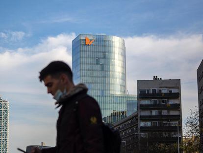 Edificio de Naturgy en Barcelona.