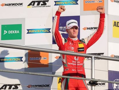 Mick Schumacher, en el podio de Hockenheimring.
