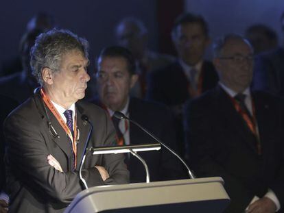 &Aacute;ngel Mar&iacute;a Villar, en la Asamblea de la RFEF en 2015.