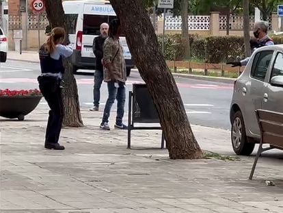 Una ‘mossa’ dispara en la pierna a un atracador que la amenazaba con un cuchillo en Lleida