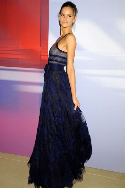 La top Izabel Goulart, próxima portada de S Moda, deslumbrante.