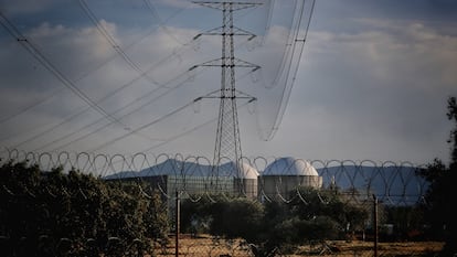 Vista de la central nuclear de Almaraz.