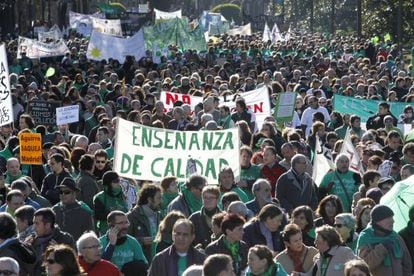 Manifestación en Madrid a favor de la enseñanza pública.