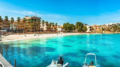 Vista de la Colònia de Sant Jordi, perteneciente al municipios de Ses Salines (Mallorca).
