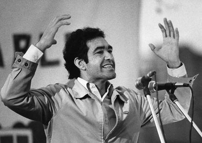 Justiniano Martínez durante un acto del PCC en Barcelona en 1983