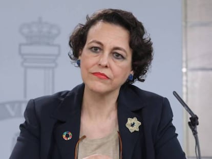  La ministra de Trabajo, Migraciones y Seguridad Social, Magdalena Valerio, en la rueda de prensa tras la reunión del Consejo de Ministros en Moncloa. 