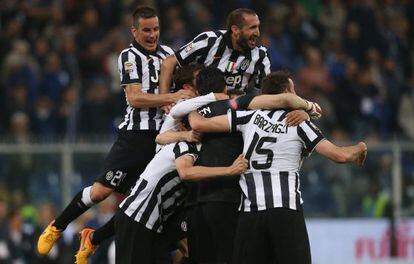 Los jugadores de la Juventus celebran el &#039;scudetto&#039;.