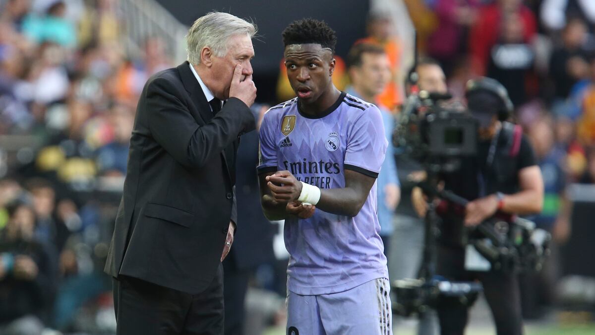 Florentino Pérez: «El Real Madrid ya no tolera episodios racistas contra los jueces sus» |  deportados