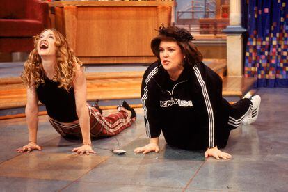 Rosie O'Donnell no tenía nada que hacer al lado de la muy atlética Madonna en 1998. Ahora tampoco podría competir porque la ambición rubia sigue estando más en forma que ninguna mujer por encima de los 50 sobre la faz de la tierra.