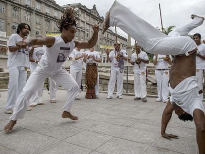 Un c&iacute;rculo de capoeira en R&iacute;o de Janeiro, Brasil.