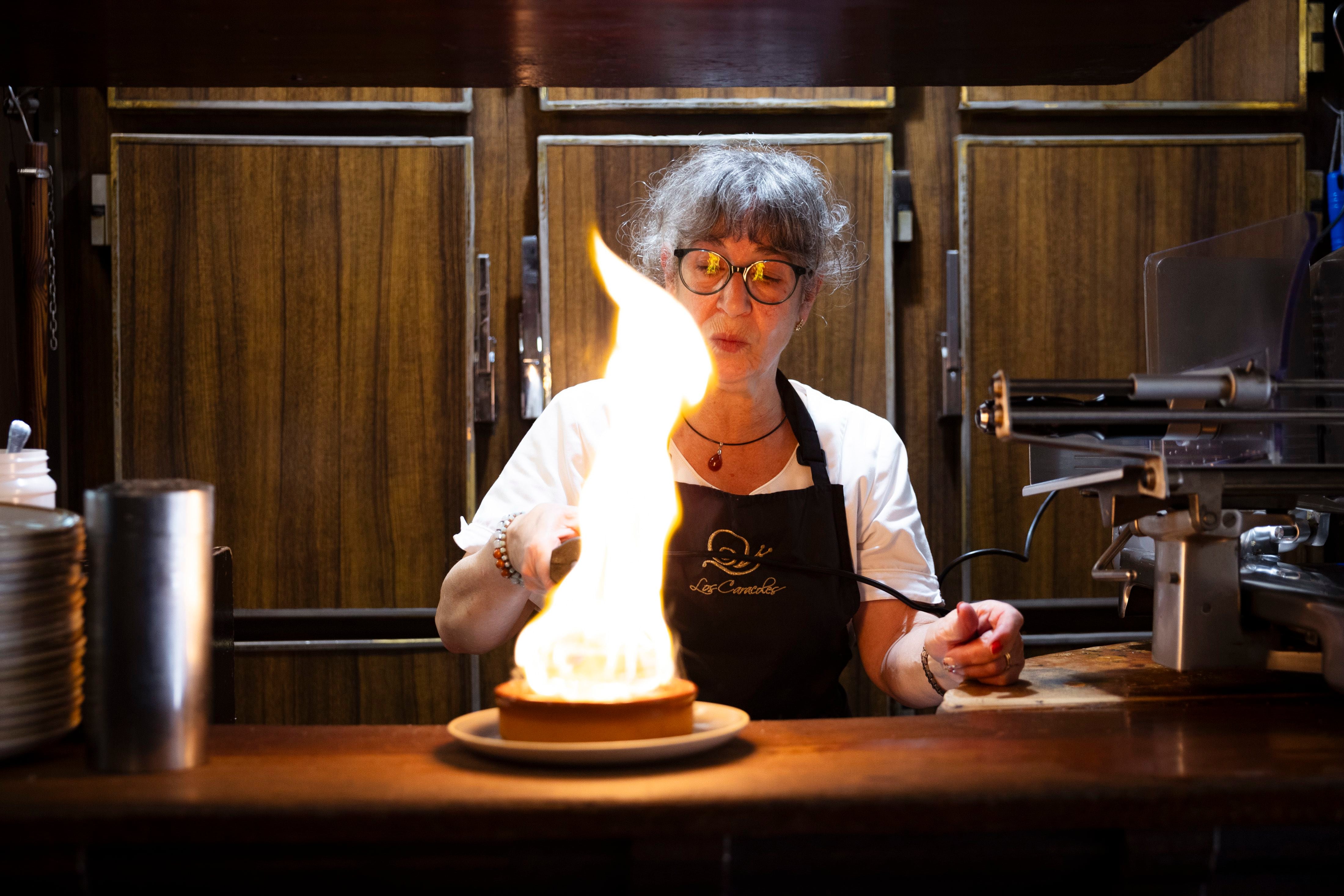 La receta de un restaurante de Barcelona para sobrevivir casi dos siglos: caracoles, pollo a l’ast y arroz