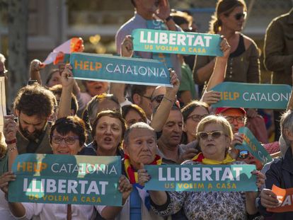 Manifestació per la llibertat de Jordi Sànchez i Jordi Cuixart.