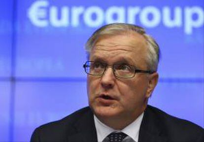 El comisario europeo para Asuntos Económicos, Olli Rehn, da una rueda de prensa tras la reunión del Eurogrupo celebrada en la sede de la Unión Europea, Bruselas, Bélgica, el 11 de febrero del 2013.