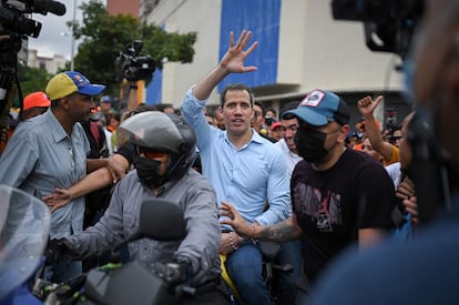Juan Guaidó, en una marcha en Caracas el jueves, en la que pidió que Nicolás Maduro ponga fecha a las elecciones presidenciales.