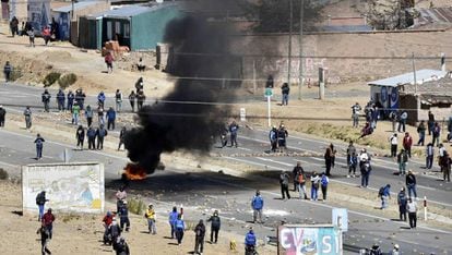 Un enfrentamiento entre polic&iacute;as y mineros en Bolivia. 