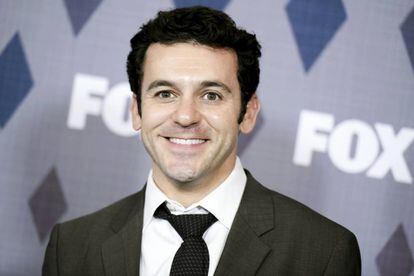 ¿Cuánto mide Fred Savage? D3RHJJOSRUW44IM6XZH5WU4YFE