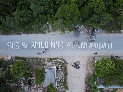 Un mensaje de los pobladores del Campamento 2 de Octubre pidiendo ayuda al presidente Andrés Manuel López Obrador. 