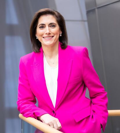 María Luisa Martínez Gistau, directora de Comunicación y Relaciones Institucionales de CaixaBank, ha sido elegida la responsable de Comunicación más admirada por consultoras de comunicación y medios. Así lo recoge la octava edición del estudio bienal PR SCOPE en España.