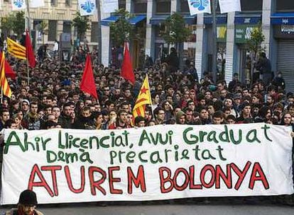 La escasez de financiación para la docencia y la investigación tiene mucho que ver con la oposición de los alumnos a la reforma de Bolonia.