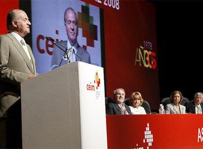 El rey Juan Carlos, durante la inauguración de la Asamblea General de CEIM.