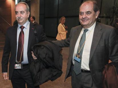 Antonio Couceiro (izquierda), presidente de la Confederación Española de Sociedades de Garantía Recíproca (Cesgar), este lunes.